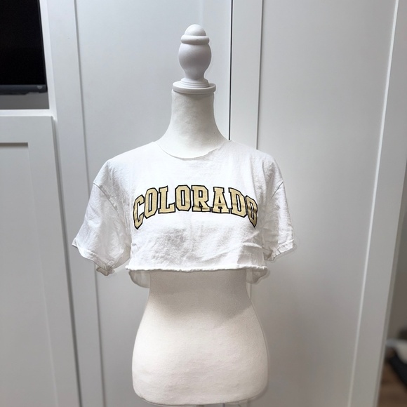 Tops - University of Colorado Boulder Cropped T-Shirt